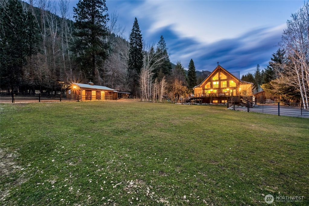 Photo of 108 Latigo Lane, Leavenworth, WA 98826 (MLS # 2493690)