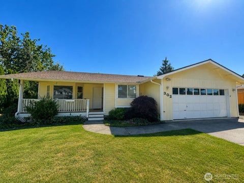 Photo of 302 Gove Street, Steilacoom, WA 98388 (MLS # 2561702)