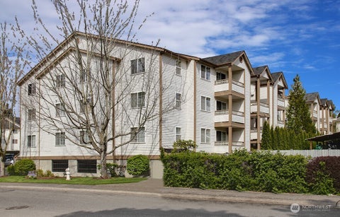 Photo of 10824 SE 170th Street #B304, Renton, WA 98055 (MLS # 2534904)