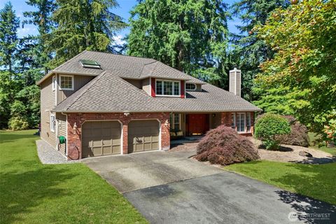 Photo of 26008 SE 30th Street, Sammamish, WA 98075 (MLS # 2439840)