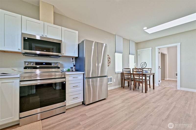 1671 E State Route 3