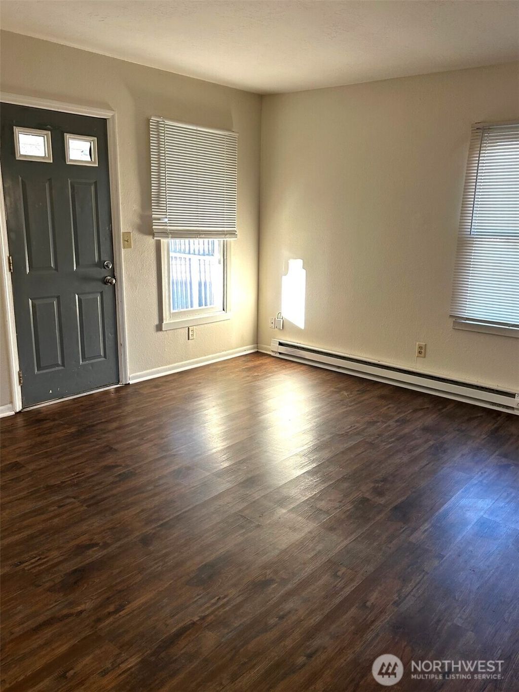 Photo of 1012 7th Ave S, Kelso, WA 98626 (MLS # 2469804)