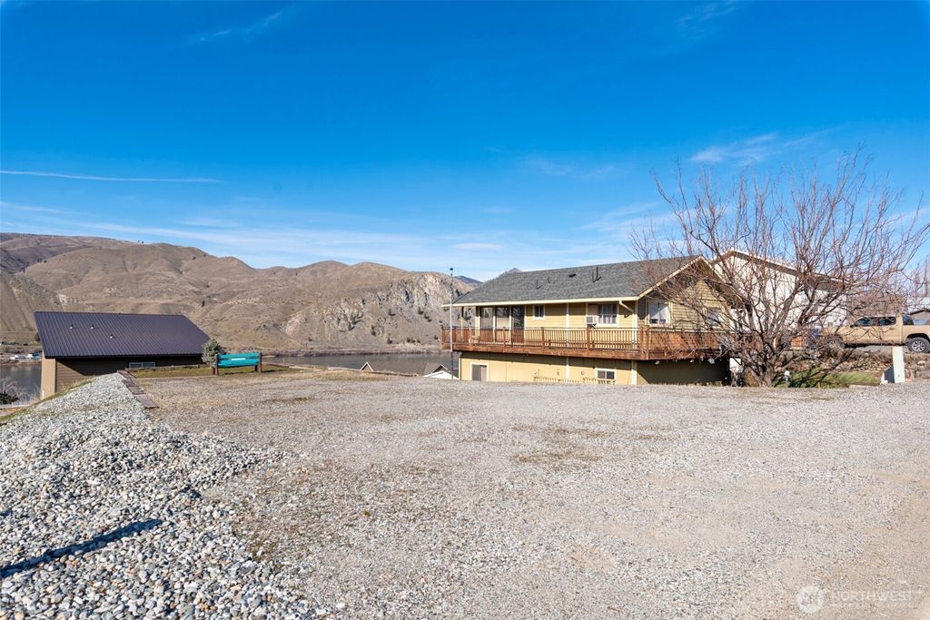 Photo of 119 Crest View Drive, Orondo, WA 98843 (MLS # 2486745)