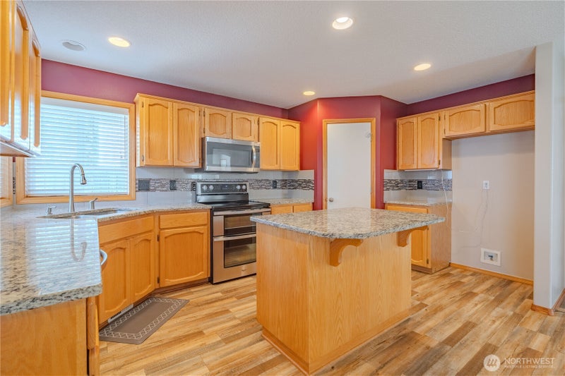 1116 NE 170th Court
