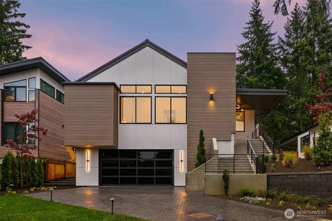 11216 NE 103rd Place Kirkland WA 98033