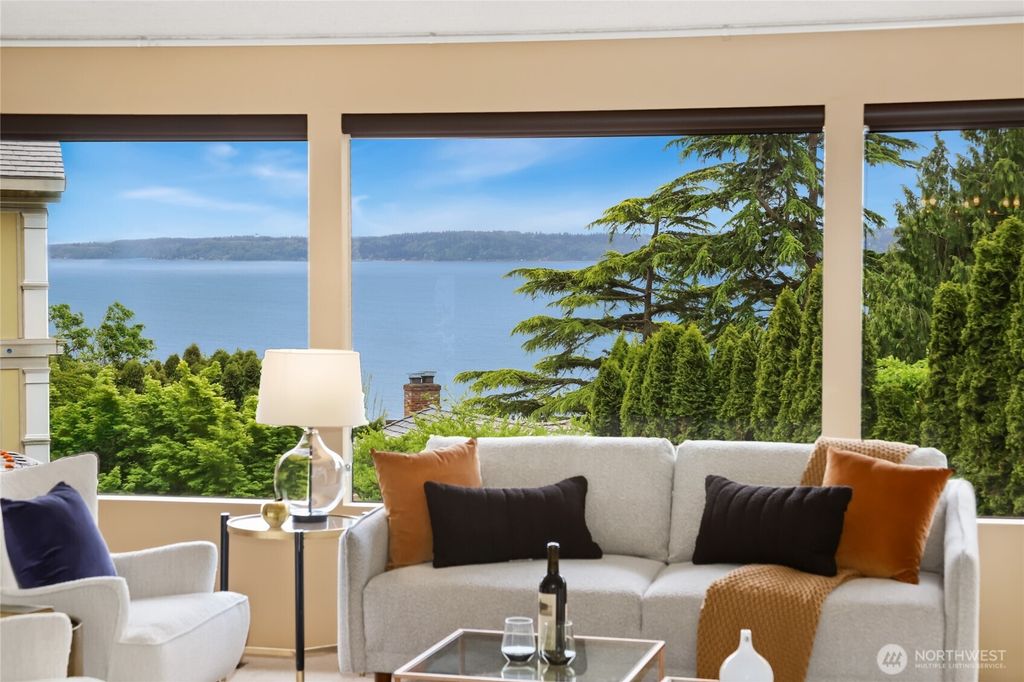 Photo of 4553 53rd Avenue SW, Seattle, WA 98116 (MLS # 2367771)