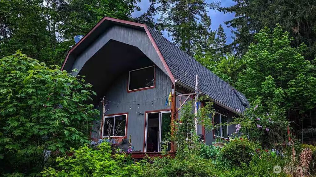 Photo of 0 Suiattle River Road, Darrington, WA 98241 (MLS # 2371866)