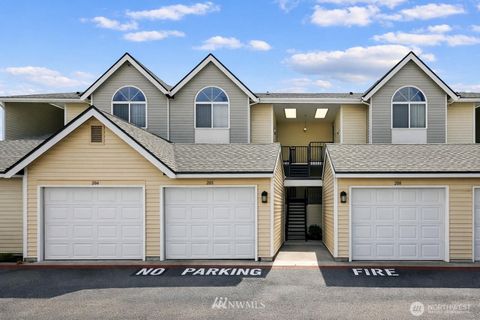 Photo of 440 Maple Avenue SW #A104, Renton, WA 98057 (MLS # 2510107)