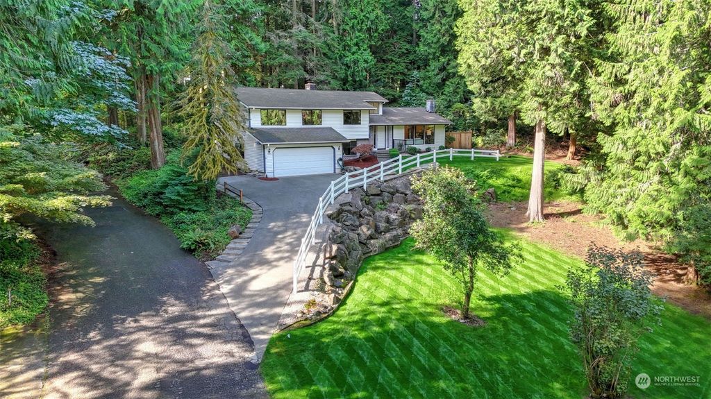 Photo of 17227 197th Avenue NE, Woodinville, WA 98077 (MLS # 2276375)