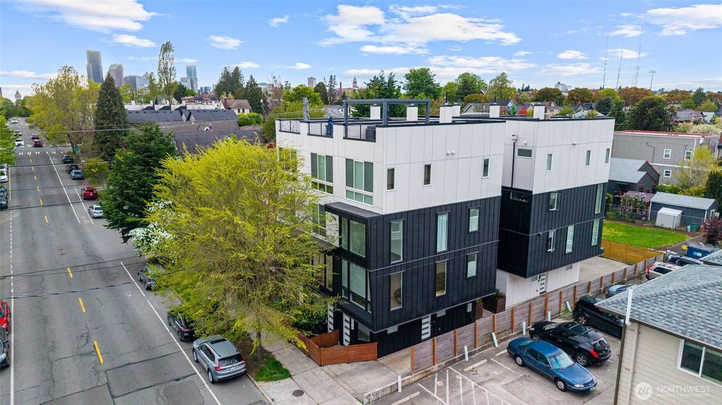 Photo of 2612 E Yesler Way, Seattle, WA 98122 (MLS # 2514741)