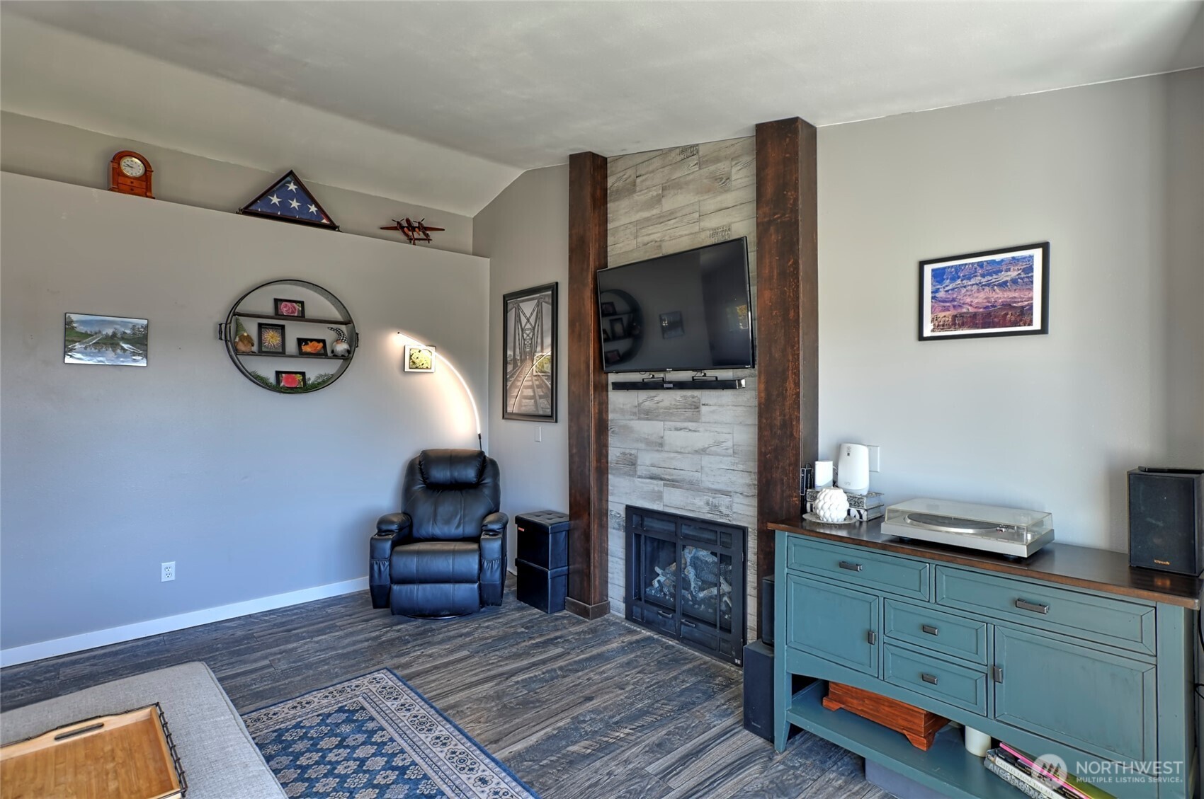 5213 63rd Drive NE