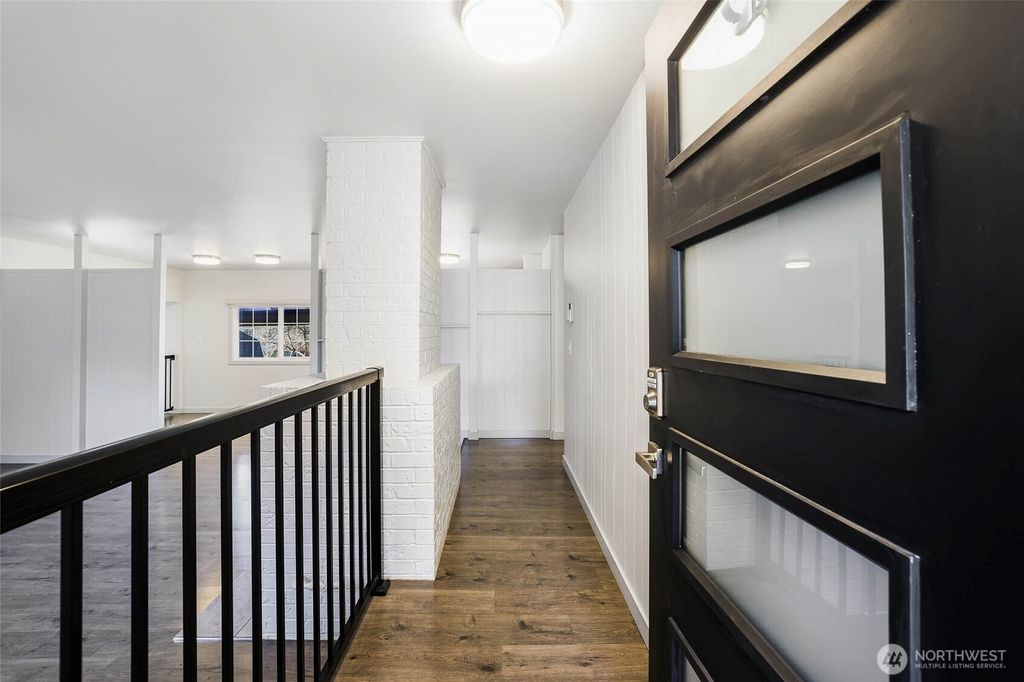 Photo of 22911 23rd Place S, Des Moines, WA 98198 (MLS # 2486163)