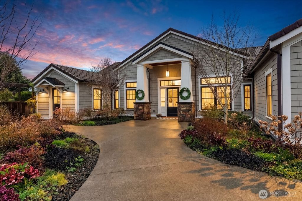 Photo of 5514 35th Street NW, Gig Harbor, WA 98335 (MLS # 2492456)