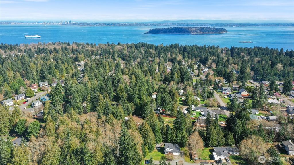 Photo of 6925 E Filmore Street, Port Orchard, WA 98366 (MLS # 2497525)