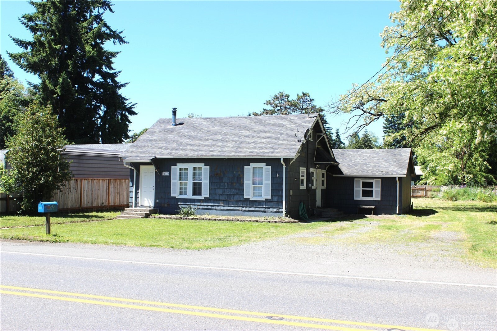 18343 Albany Street SW