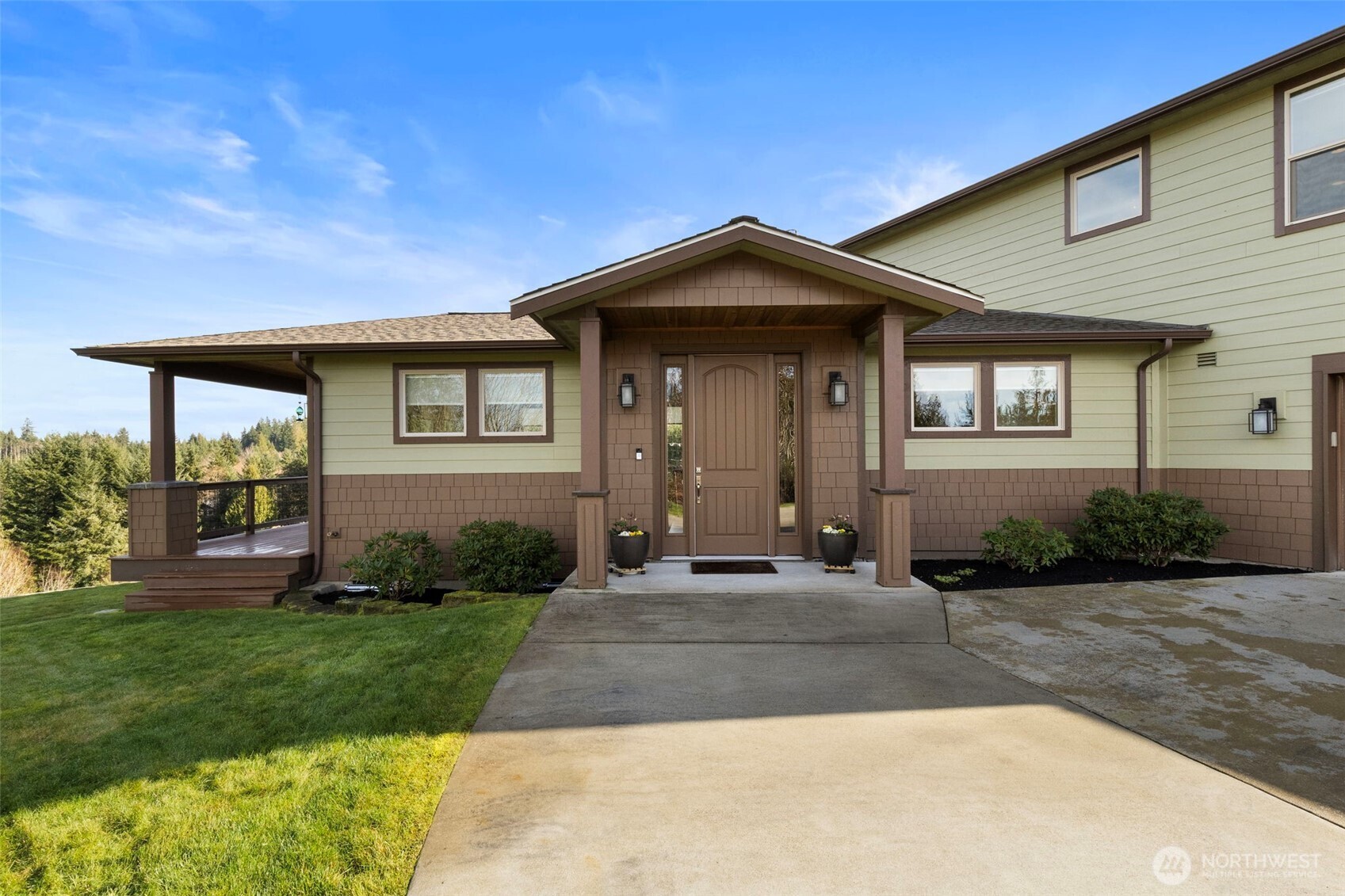 22922 Belvedere Place NE