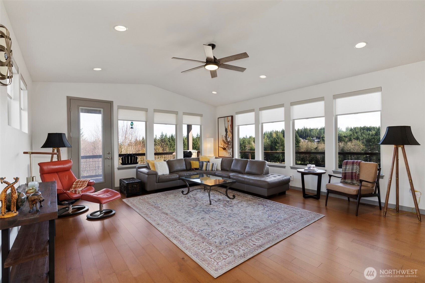 22922 Belvedere Place NE