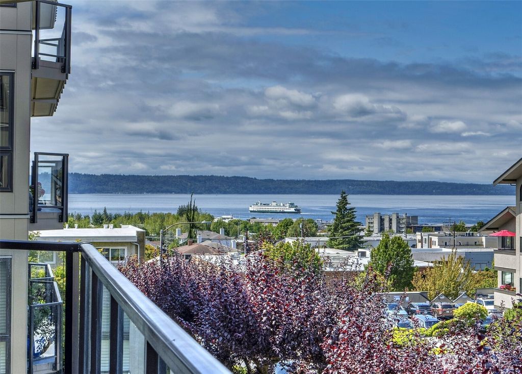 Photo of 524 Maple Street #105, Edmonds, WA 98020 (MLS # 2403747)