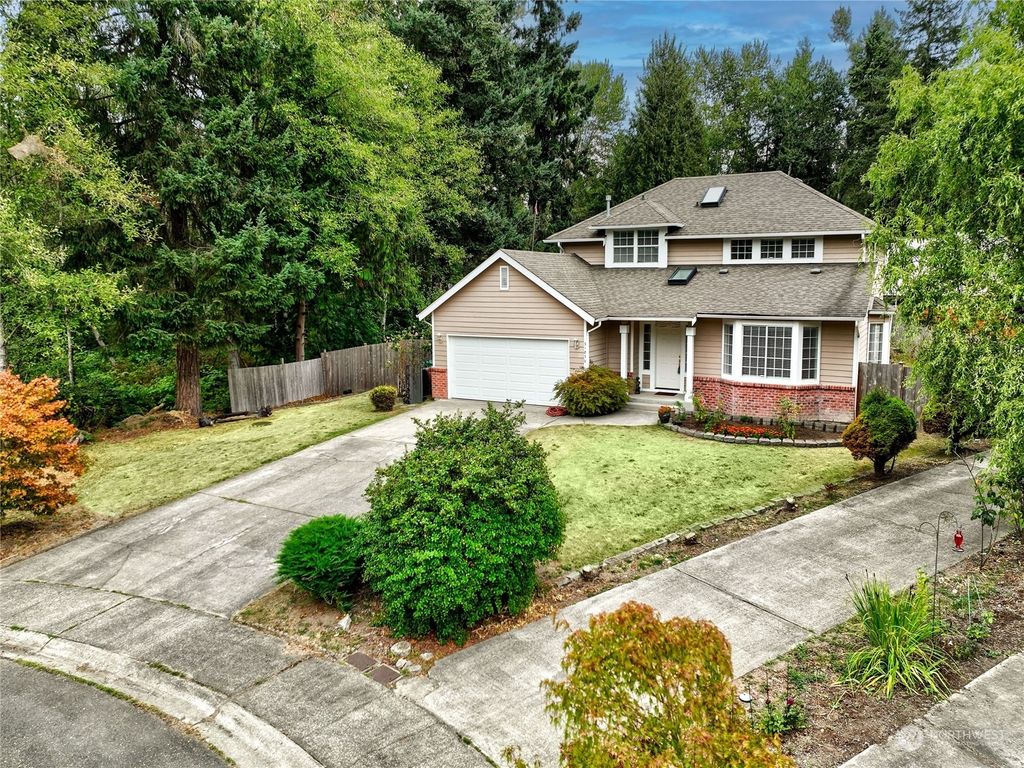 Photo of 31830 12th Place SW, Federal Way, WA 98023 (MLS # 2161839)