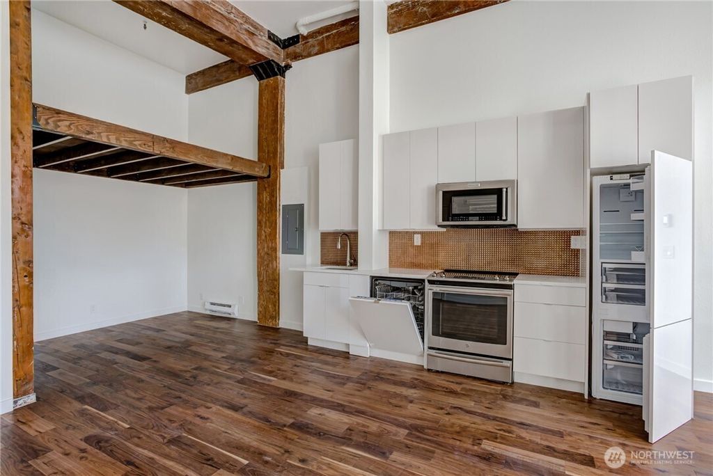 Photo of 417 E Pine Street #310, Seattle, WA 98122 (MLS # 2492603)