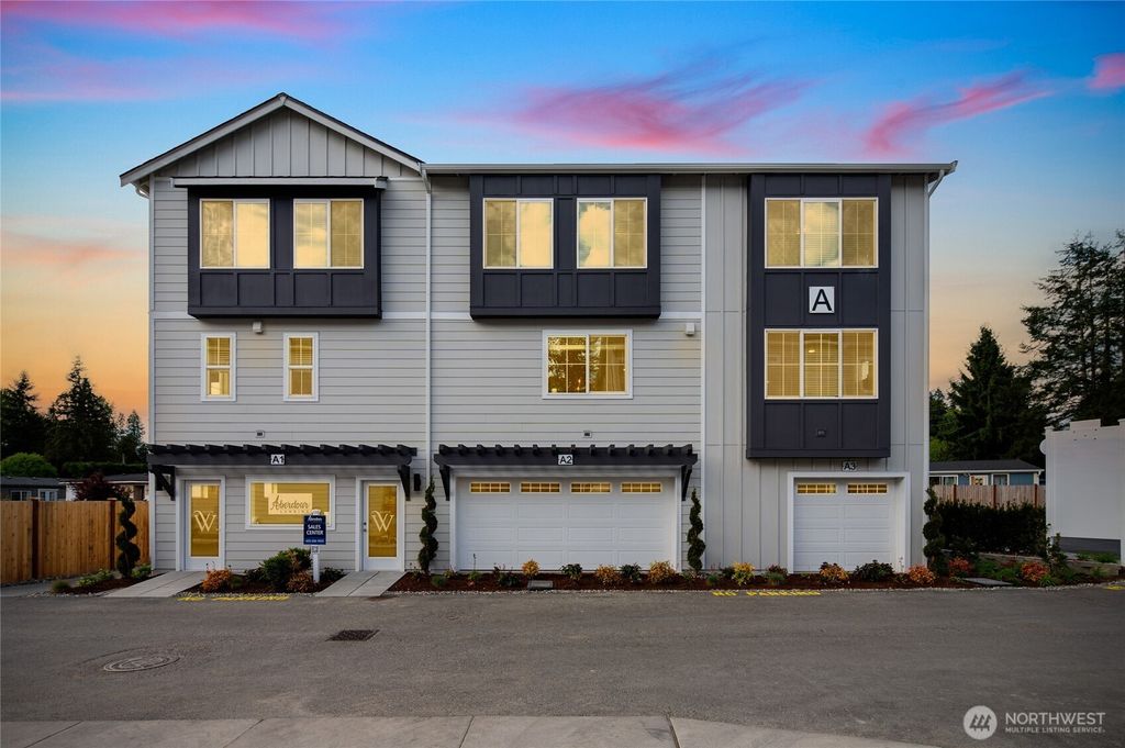 Photo of 1322 194th Street SE #H2, Bothell, WA 98012 (MLS # 2371132)
