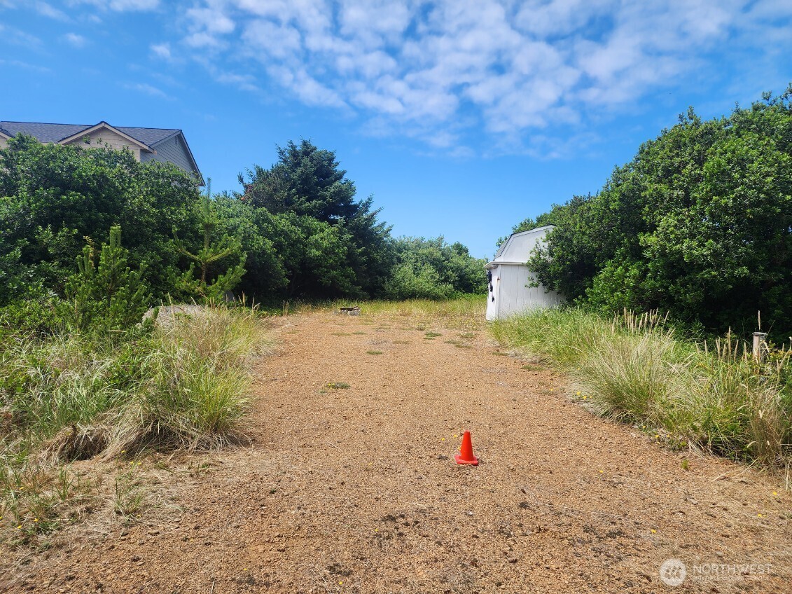 339 Sand Dune Avenue NW