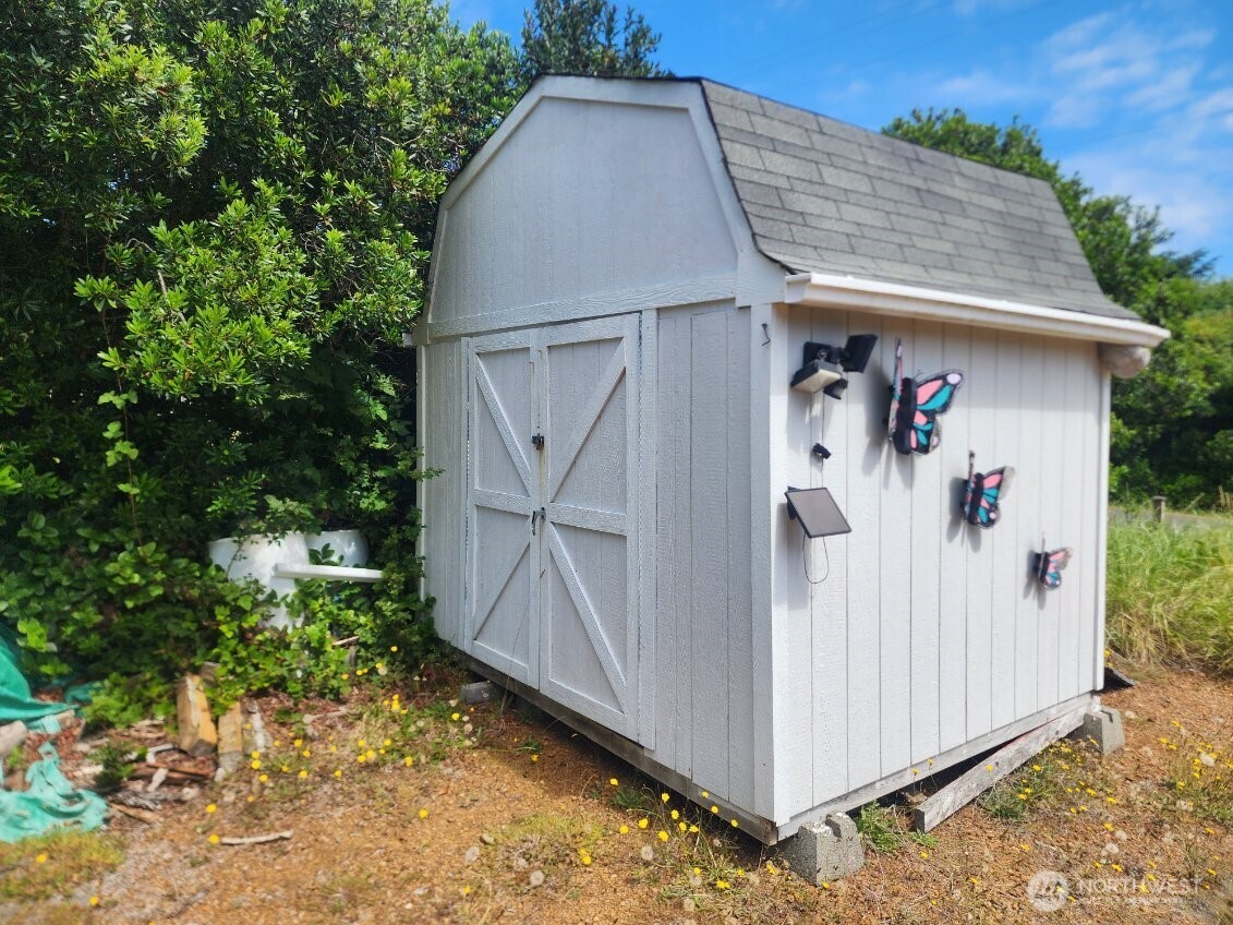 339 Sand Dune Avenue NW