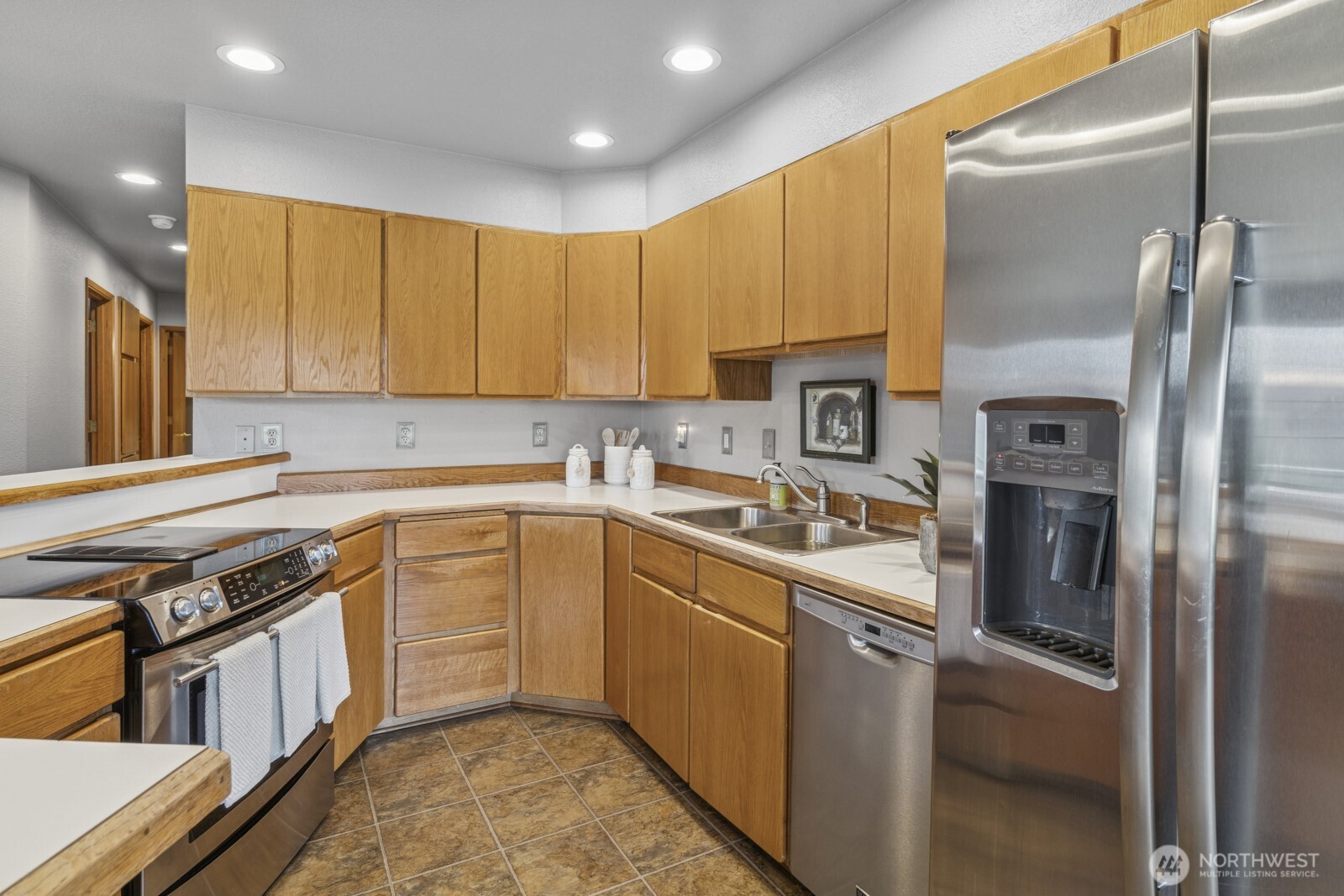 575 Kahkwo Court SE