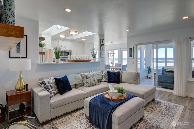 1443 Ocean Shores Boulevard SW 301