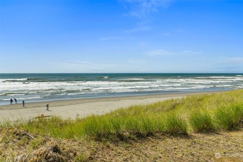 1443 Ocean Shores Boulevard SW 301 Ocean Shores WA 98569