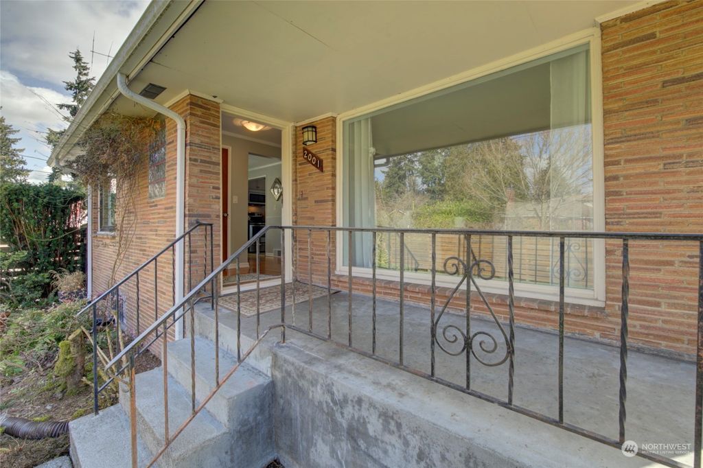 Photo of 2001 NE 113th Street, Seattle, WA 98125 (MLS # 2050212)