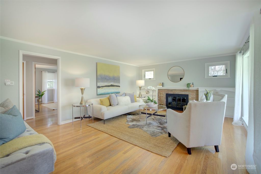 Photo of 2001 NE 113th Street, Seattle, WA 98125 (MLS # 2050212)