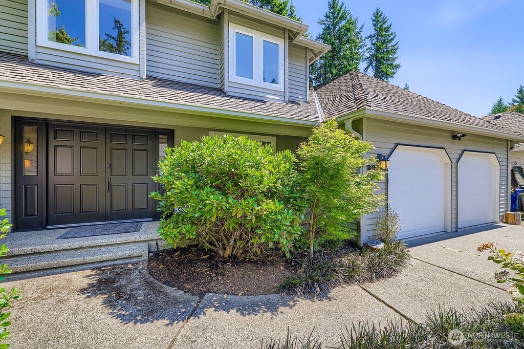 Photo of 3012 217th Avenue SE, Sammamish, WA 98075 (MLS # 2413655)