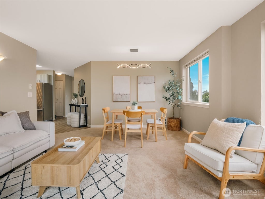 Photo of 5624 Roosevelt Way NE #302, Seattle, WA 98105 (MLS # 2534449)