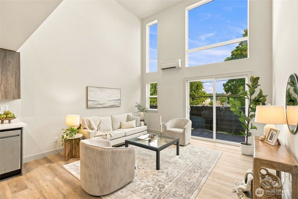 6945 ELLIS AVE S, SEATTLE, WA 98108 - Image 25de785b84ee052e903ec4a3e6281a2a/1916896777