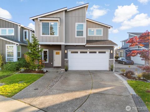Photo of 3348 Inverness St St, Mount Vernon, WA 98273 (MLS # 2441573)