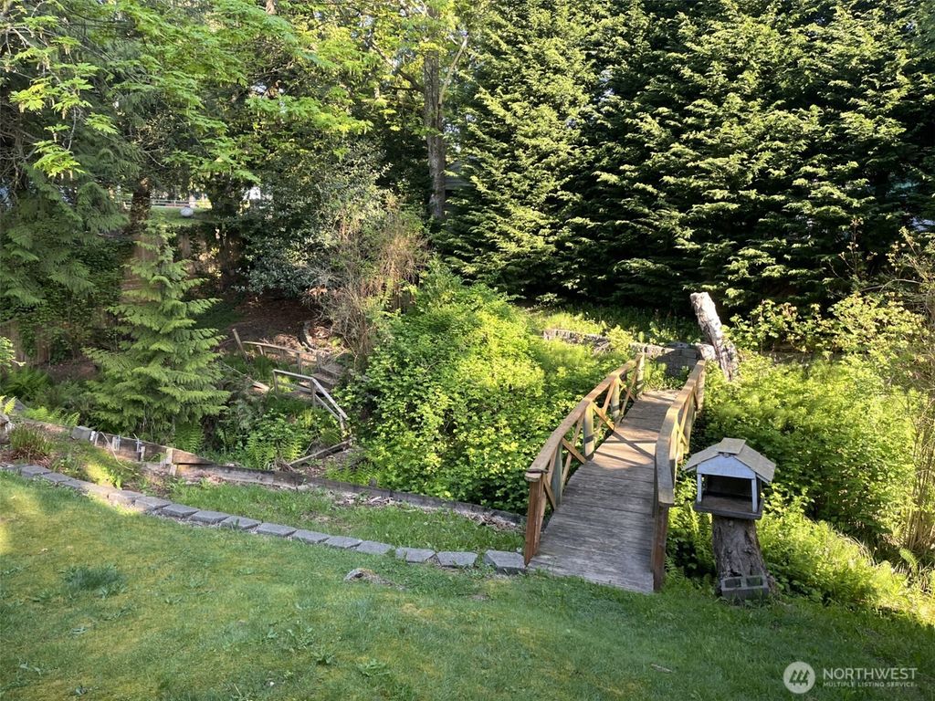 Photo of 5028 Maple Street, Blaine, WA 98230 (MLS # 2515552)