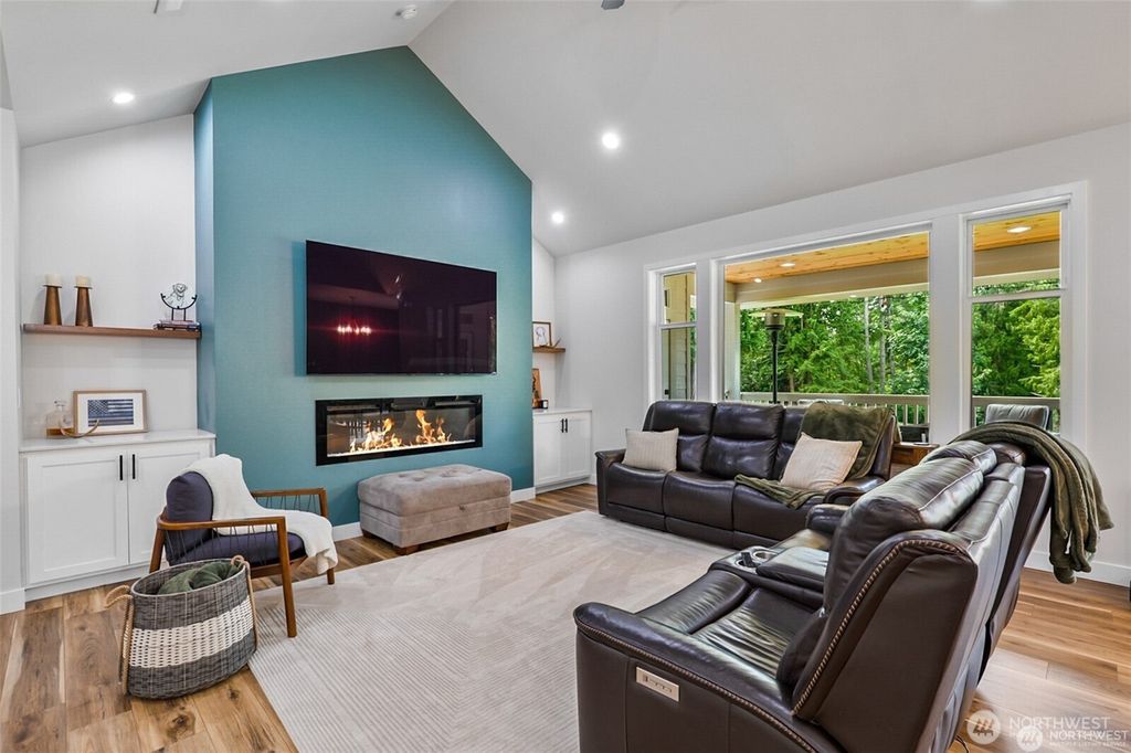 Photo of 4704 192nd St NW St, Stanwood, WA 98292 (MLS # 2445839)