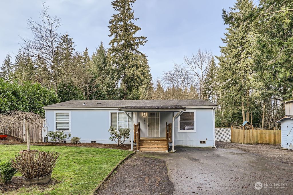 Photo of 1417 129th Street SE, Everett, WA 98208 (MLS # 2318374)