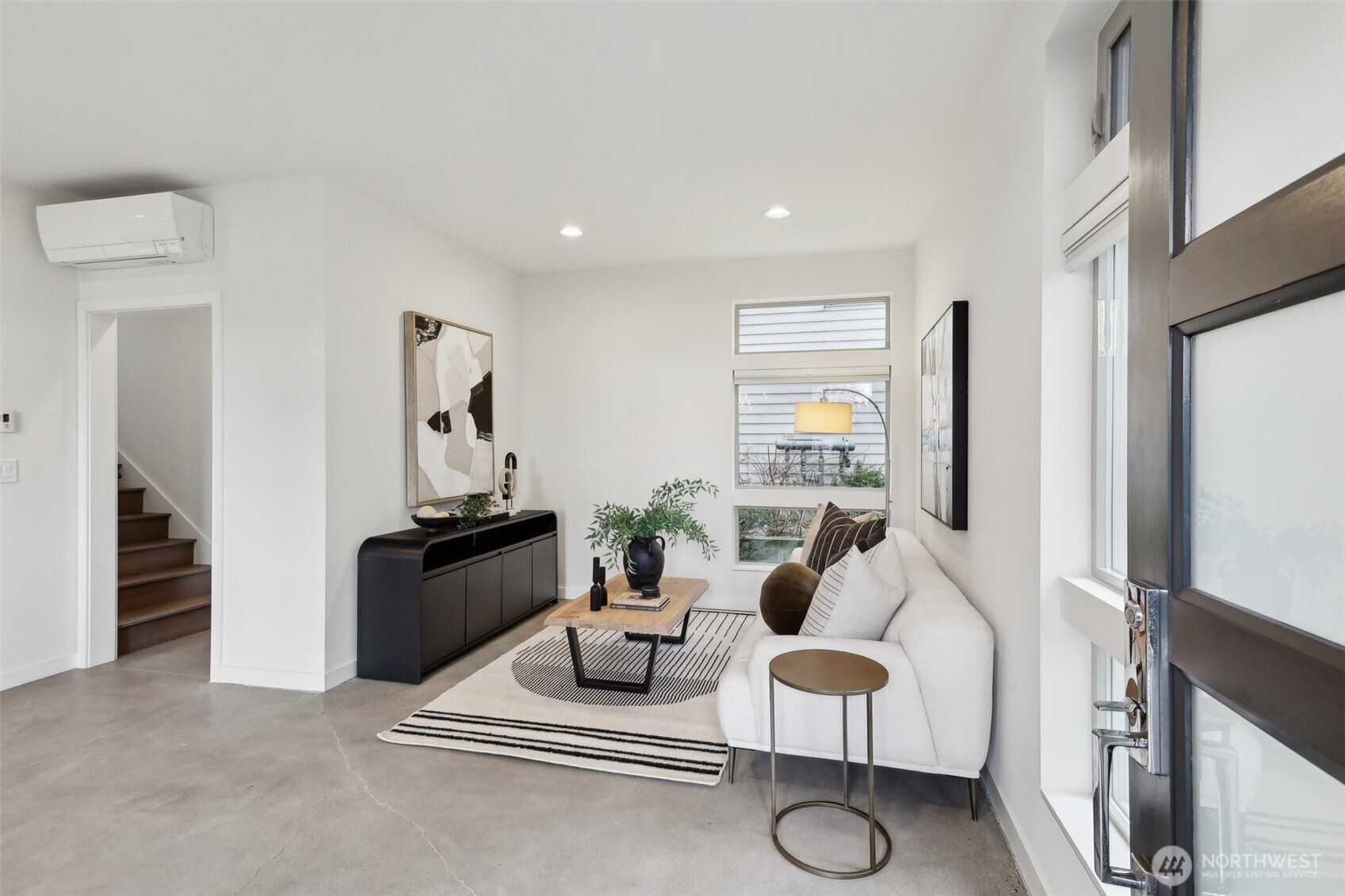 3252 14th Ave W