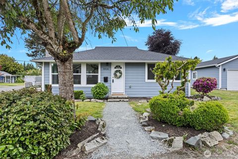 MLS: 2377316