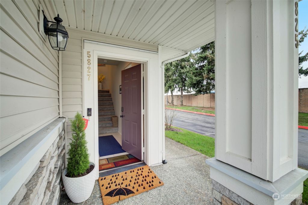 Photo of 5827 S 231st Street #19-5, Kent, WA 98032 (MLS # 2035788)