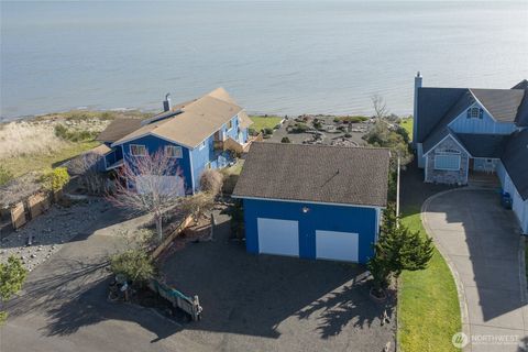 288 Sunrise Avenue SE Ocean Shores WA 98569