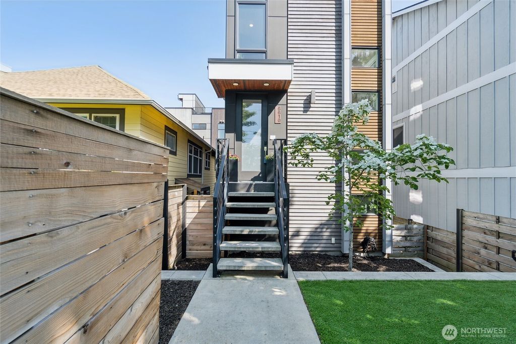 Photo of 6610 Corson Avenue S, Seattle, WA 98108 (MLS # 2335218)