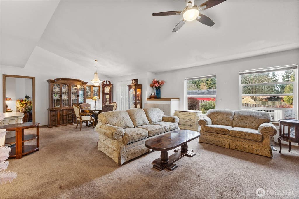 Photo of 9923 74th Avenue E, Puyallup, WA 98373 (MLS # 2561098)