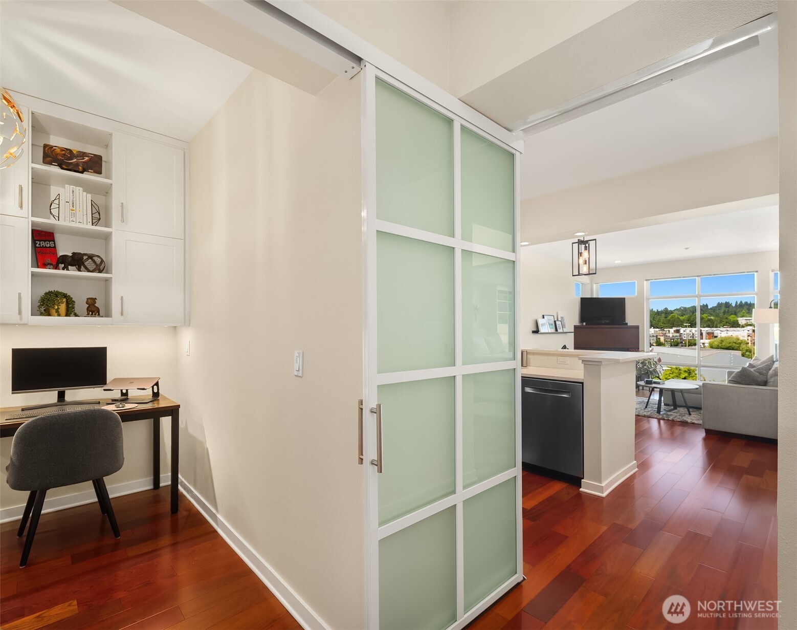 211 Kirkland Avenue 504