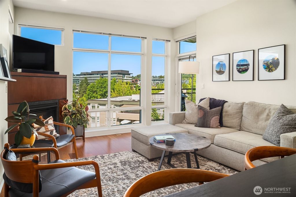 Photo of 211 Kirkland Avenue #504, Kirkland, WA 98033 (MLS # 2407983)