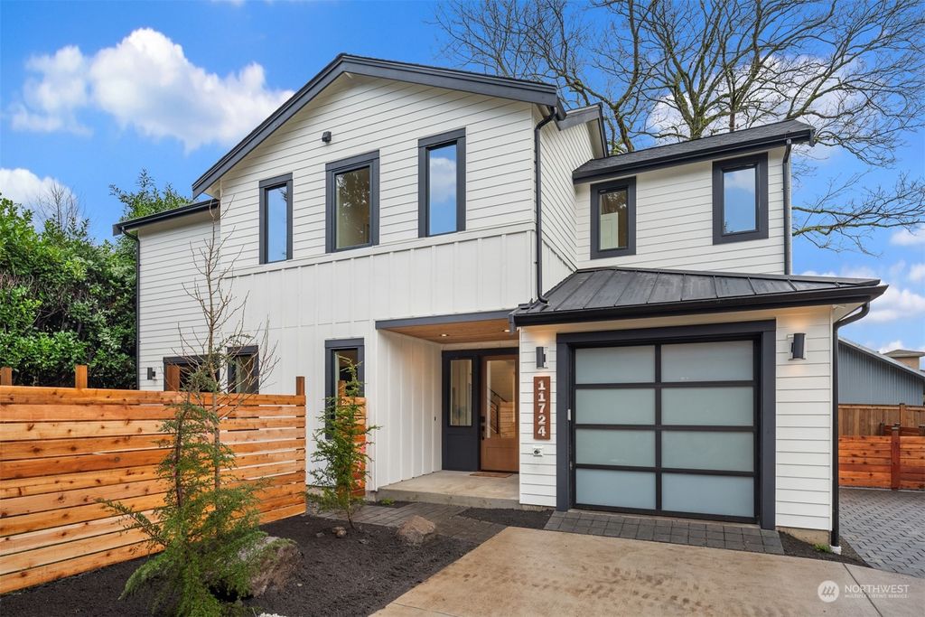 Photo of 11724 82nd Avenue NE #D, Kirkland, WA 98034 (MLS # 2321534)