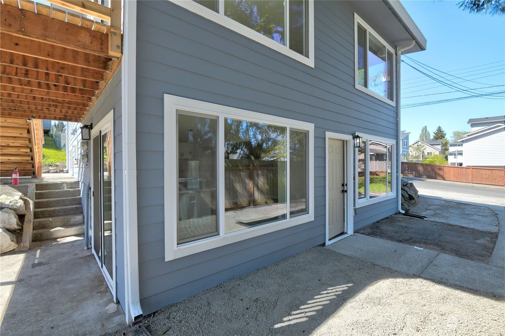 Photo of 2727 S 125 Street, Seattle, WA 98168 (MLS # 2242421)
