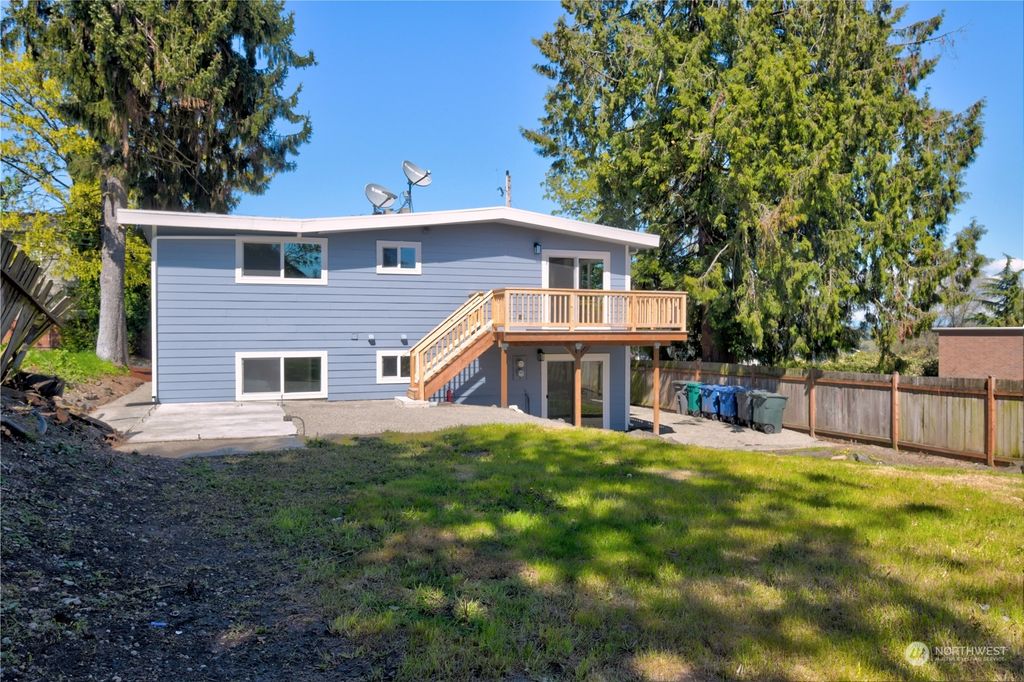 Photo of 2727 S 125 Street, Seattle, WA 98168 (MLS # 2242421)